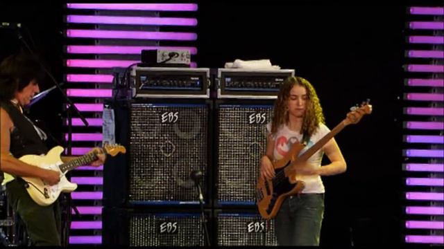Jeff Beck - A Day in the Life (Live at the Crossroads Guitar Festival 2007) смотреть онлайн