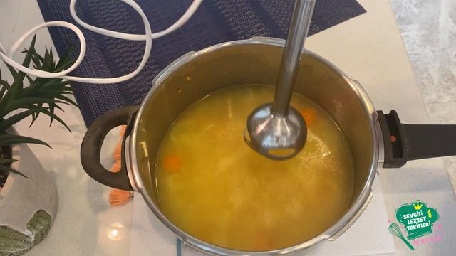 TERBİYELİ MERCİMEK ÇORBASI?ALTIN SARISI MERCİMEK ÇORBASI NASIL YAPILIR?