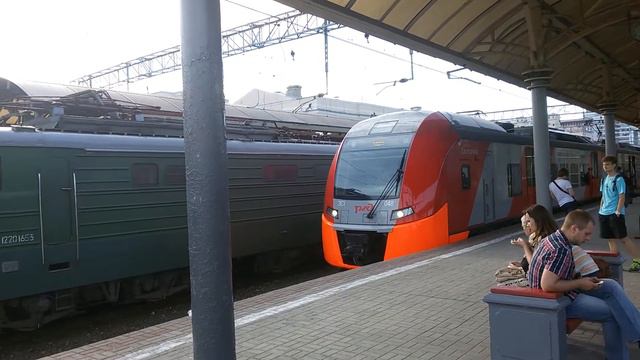 ЭС1-048 "ласточка премиум" Москва(Курский вокзал)-Курск смотреть онлайн
