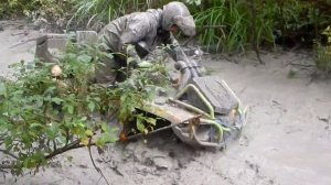 КВАДРОЦИКЛИСТЫ.  ПОКАТУШКИ ПО БЕЗДОРОЖЬЮ НА КВАДРОЦИКЛАХ, БЕЗДОРОЖЬЕ. КВАДРОЦИКЛЫ БЕЗДОРОЖЬЕ .ГРЯЗЬ