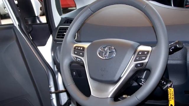 Toyota Verso 1.8 7-Sitzer Comfort 071527 Platinsilber "AUTOHAUS S&K LÜNEBURG" смотреть онлайн