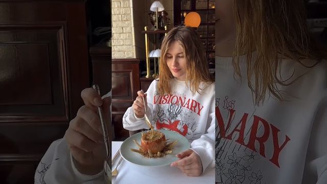 Луковый суп с необычной подачей в гранд-кафе 