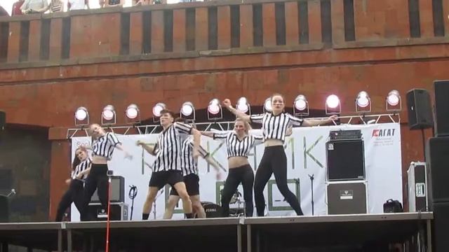 Jazz funk FM64 Фестиваль танцев "Пикник" Хореограф Владимир Мещеряков. 28/06/2015 смотреть онлайн