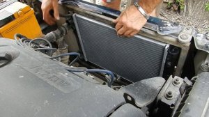 Замена радиатора охлаждения дэу сенс.