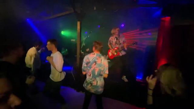 Комната Бывших - Neon (21.05.22 / СПб / Action Club) смотреть онлайн