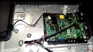 Телевизор DEXP H32B7200C нет изображения.