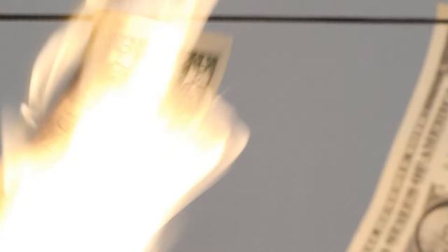 Stop burning out your money! смотреть онлайн