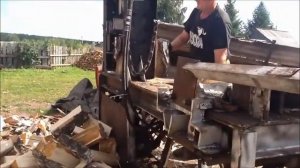 Дровокол вертикальный