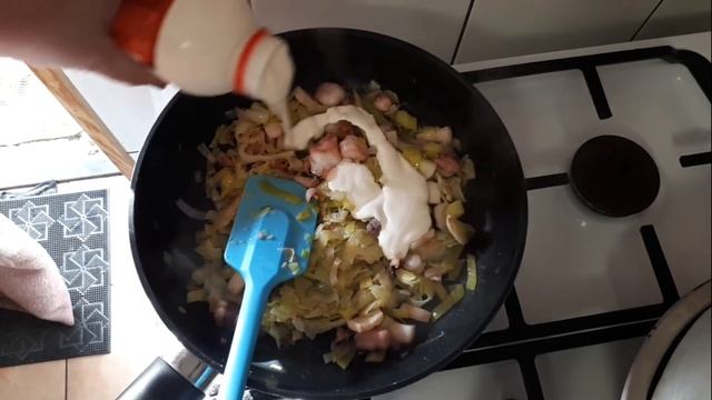 МАКАРОНЫ С *КОКТЕЙЛЕМ*- В СЛИВОЧНОМ СОУСЕ смотреть онлайн