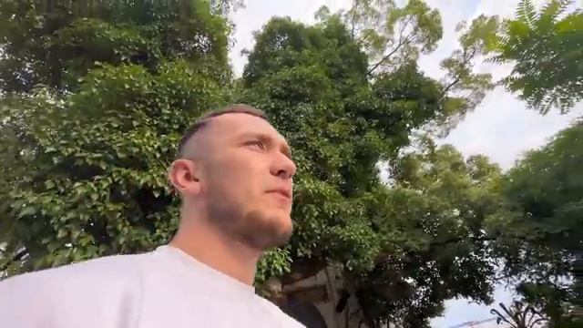Доехал до Абхазии. Авто путешествие 2.400 км. Озеро РИЦА горы заброшенные дома. Вторая часть.