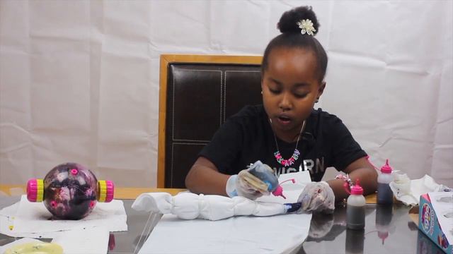 Megan Creates Tybo Tidy Tie-Dye T-shirt смотреть онлайн