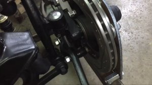 Газ 24. Дисковые тормоза на шкворневой подвеске