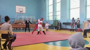 Соревнования по  кикбоксингу возраст 13-14 лет 19 12 2021 год., Первый бой ?Усть-Каменогорск