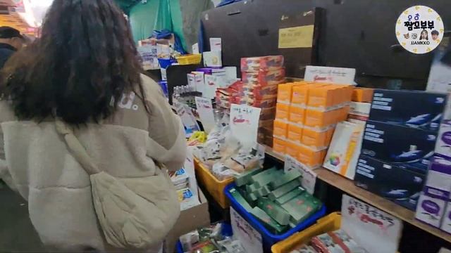 동묘시장에서 광화문광장마켓까지...인천사람의 서울데이트/먹고 구경하고 실컷 놀다 왔습니다 смотреть онлайн