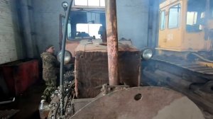 ДТ 75 Утренний запуск двигателя! Пускач портит нервы Василию!