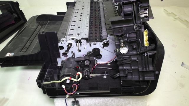 Ремонт принтера HP Officejet 7000 Wide Format.(Полная его разборка). смотреть онлайн