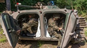 БМП 2. Боевая колесница Российской армии.