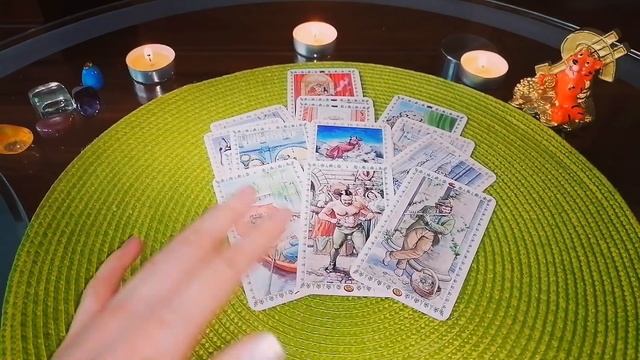 Что он скрывает от меня? О чём ты должна знать?? Романтическое таро гадание онлайн ? смотреть онлайн
