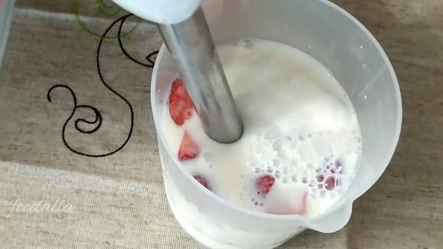 Быстрый и воздушный десерт из клубники за 5 минут!!! смотреть онлайн