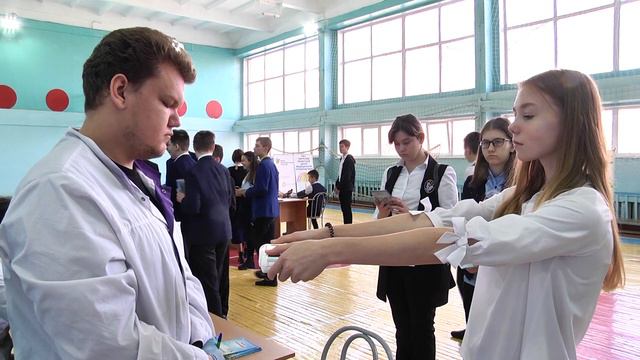 В городской школе прошла ярмарка здоровья смотреть онлайн