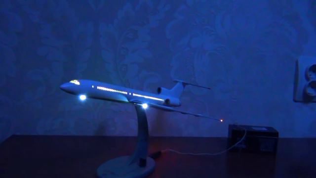 Модель самолёта Ту-154. смотреть онлайн