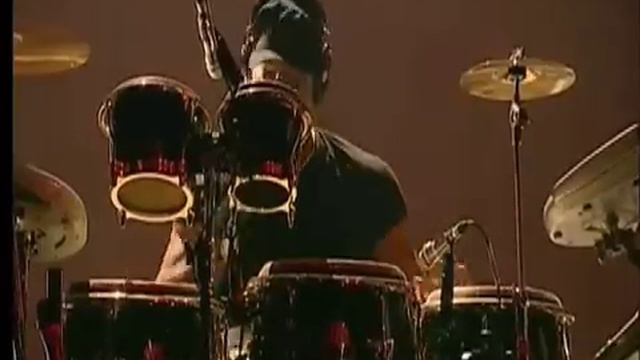 Thomas Dyani, Wembley Percussion Solo смотреть онлайн