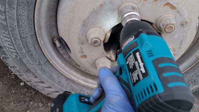 Откручиваем гайки на газели ? смотреть онлайн