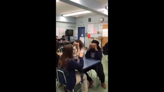Using Google Expedition in the classroom. Pros for teachers - imagine the possibilities смотреть онлайн