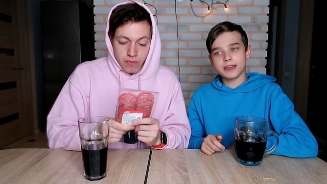 РЕАЛЬНАЯ ЕДА ПРОТИВ ЧИПСОВ С МЛАДШИЙ БРАТОМ