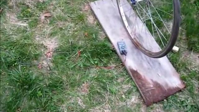 Homemade Bicycle Generator - people power for off grid living смотреть онлайн