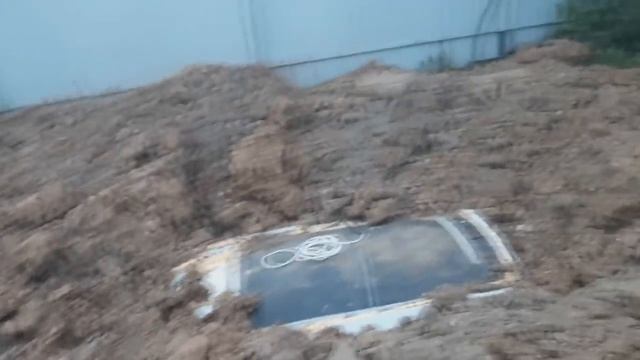 История одного погреба (как сделать погреб из колец) смотреть онлайн