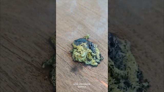 LAVA VOLCÁNICA EN EL LABORATORIO смотреть онлайн