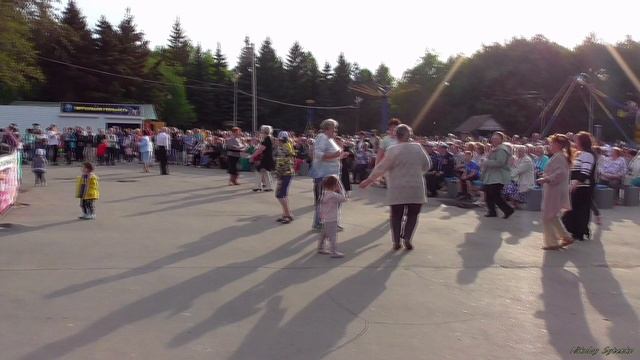 9 мая в парке Победы . смотреть онлайн