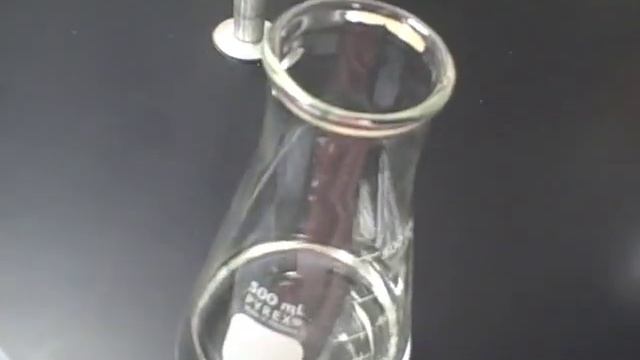 Hydrogen Lab Mg + HCl = H2 + MgCl2.wmv смотреть онлайн