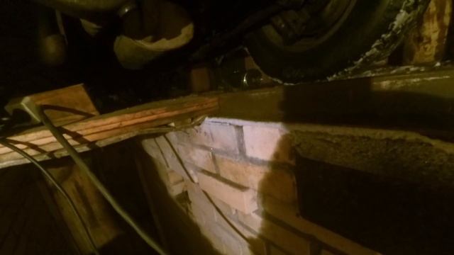 Поиск неисправностей и оперативный ремонт пневмоподвески Prado 120.