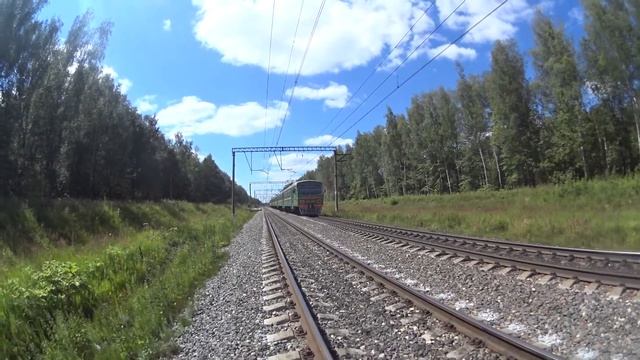 Электропоезд ЭМ2-017 полусекретная платформа 298 км смотреть онлайн