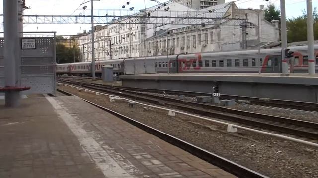 Курский вокзал. Поезд №480 Сухум - Санкт-Петербург. Электровоз ЭП2К смотреть онлайн