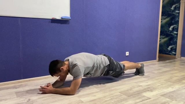 Ошибки в планке. Как сделать спину здоровой. смотреть онлайн