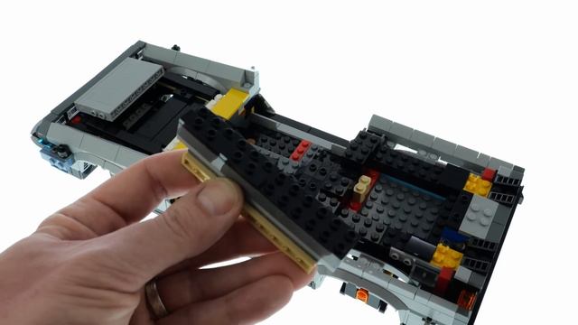 LEGO Back to the Future 10300 DeLorean Time MAchine - LEGO Speed Build Review смотреть онлайн