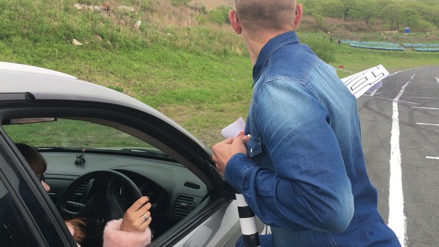  Коррупция - зло под маской благодарности смотреть онлайн