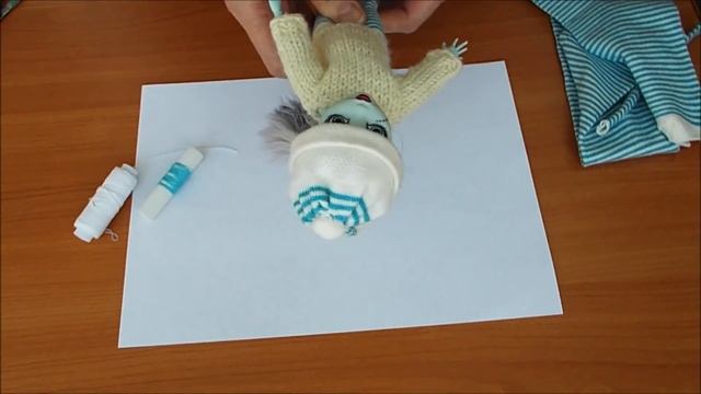 DIY. Как сшить шапку для куклы из носка 2 способа. Hat for dolls sock смотреть онлайн