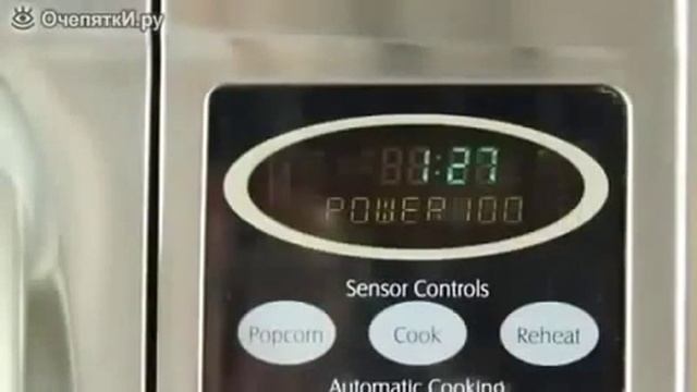 Как наполнить перевернутую бутылку за секунду! смотреть онлайн