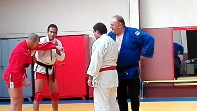 Sambo au club d'Havré смотреть онлайн