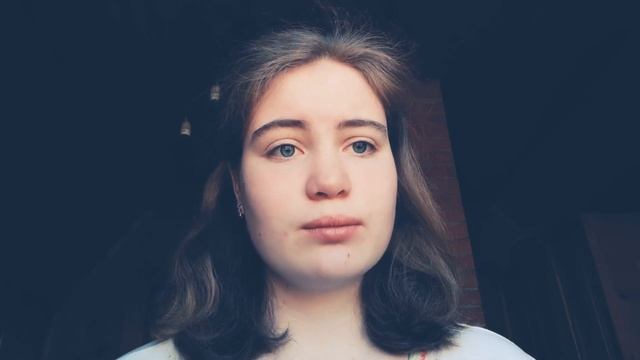 Белла Ахмадулина - В тот месяц май, в тот месяц мой... смотреть онлайн