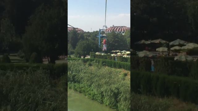 Ташкент, центр города. Канатная дорога над парками. Вид на телебашню смотреть онлайн