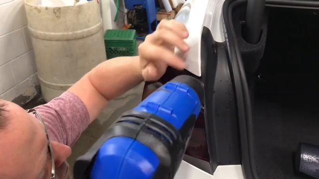 BMW XPEL 35% Tail Light Tint смотреть онлайн
