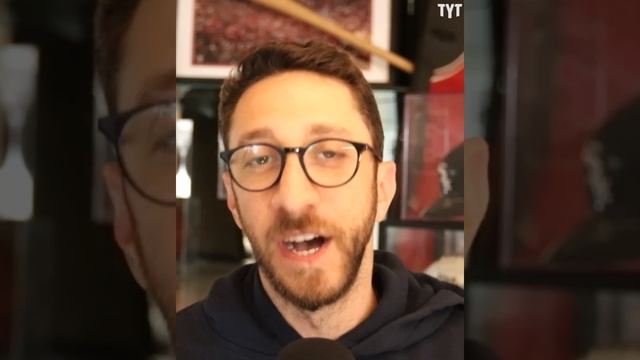 Comedians Make Trump Supporter Question Reality смотреть онлайн