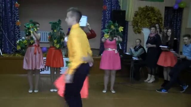 ОСЕННИЙ ВЕЧЕР 10 КЛАСС смотреть онлайн