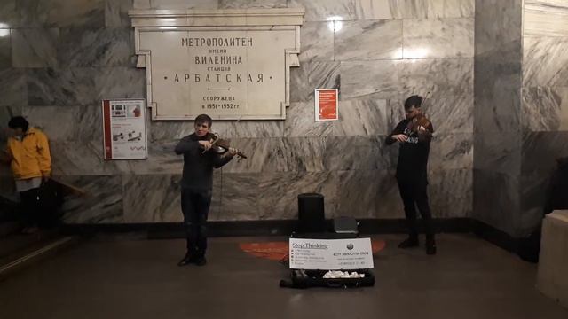 Вивальди на скрипках в метро смотреть онлайн