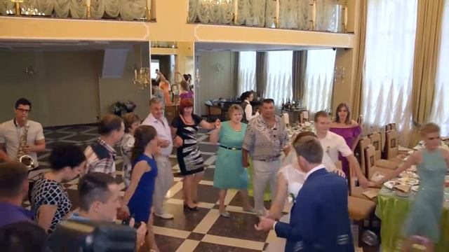 саксофонист на свадьбу первый танец под саксофон запорожье смотреть онлайн